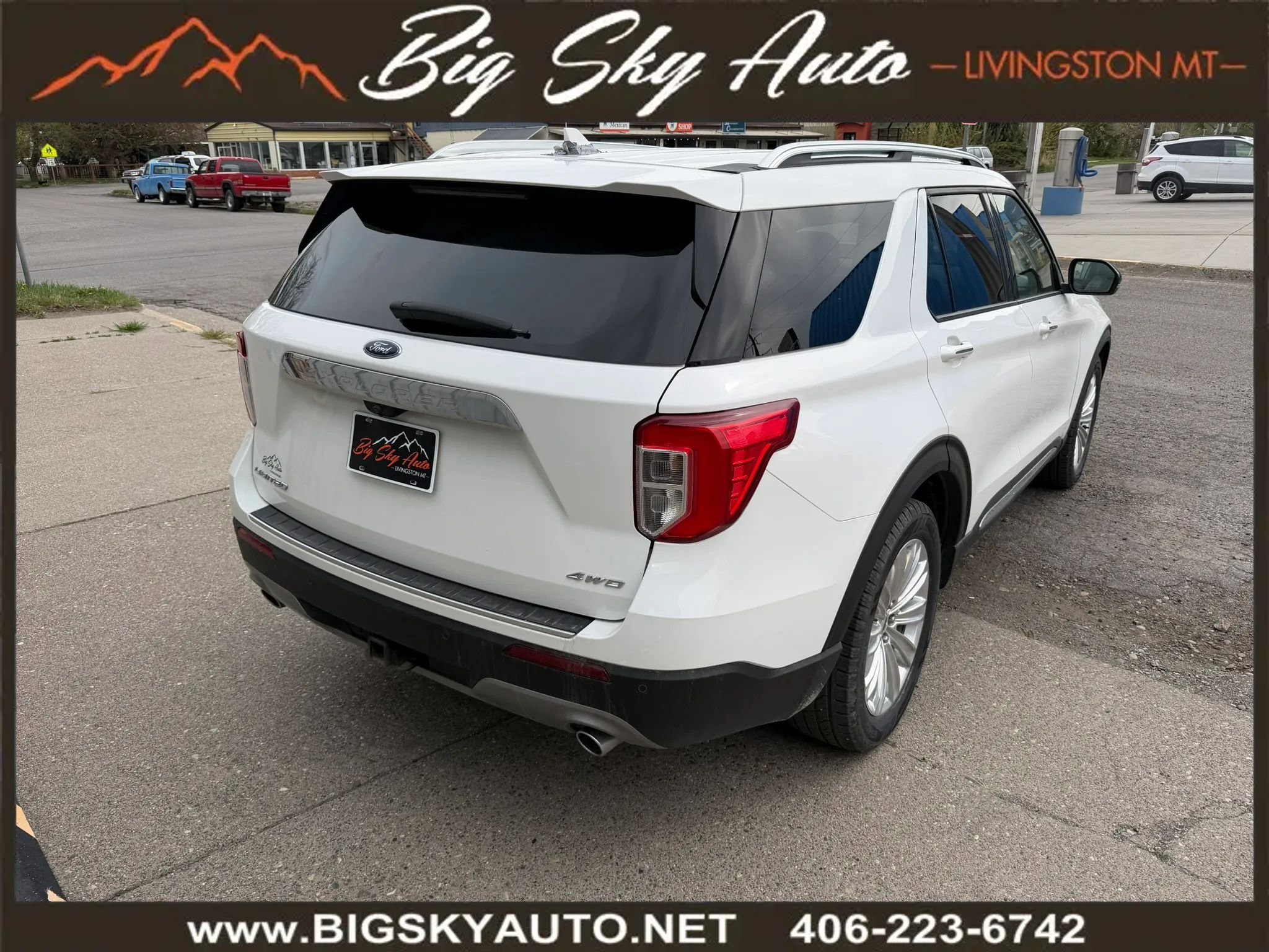 Used 2021 Ford Explorer Limited w/ Equipment Group 301A AWD/4WD image 7