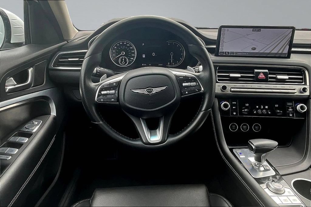 Used 2025 Genesis G70 2.5T RWD image 9