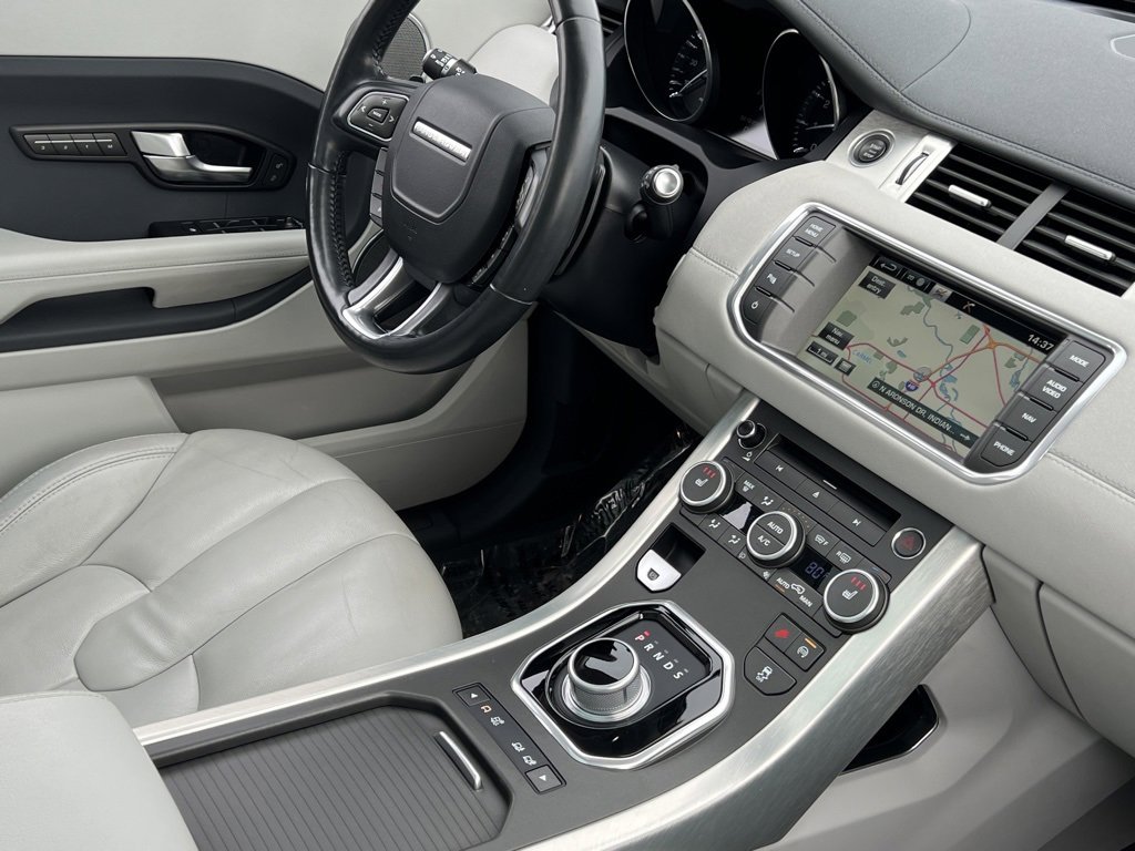 Used 2015 Land Rover Range Rover Evoque Pure Plus image 14