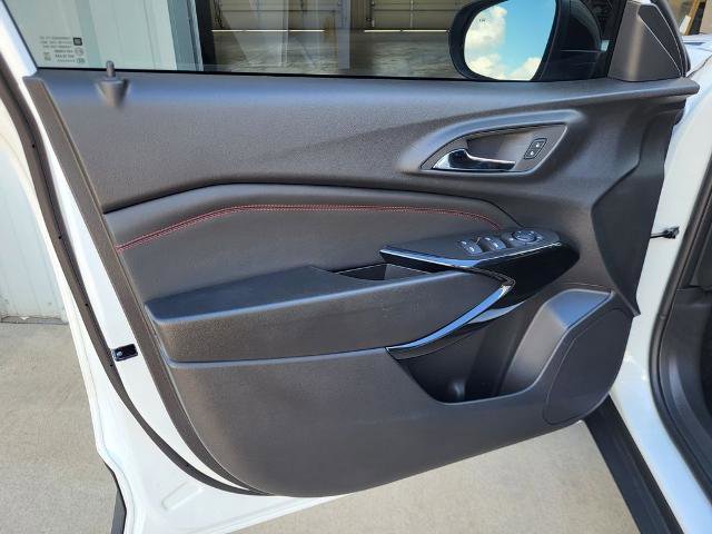 New 2026 Chevrolet Trax RS w/ Sunroof Package image 15