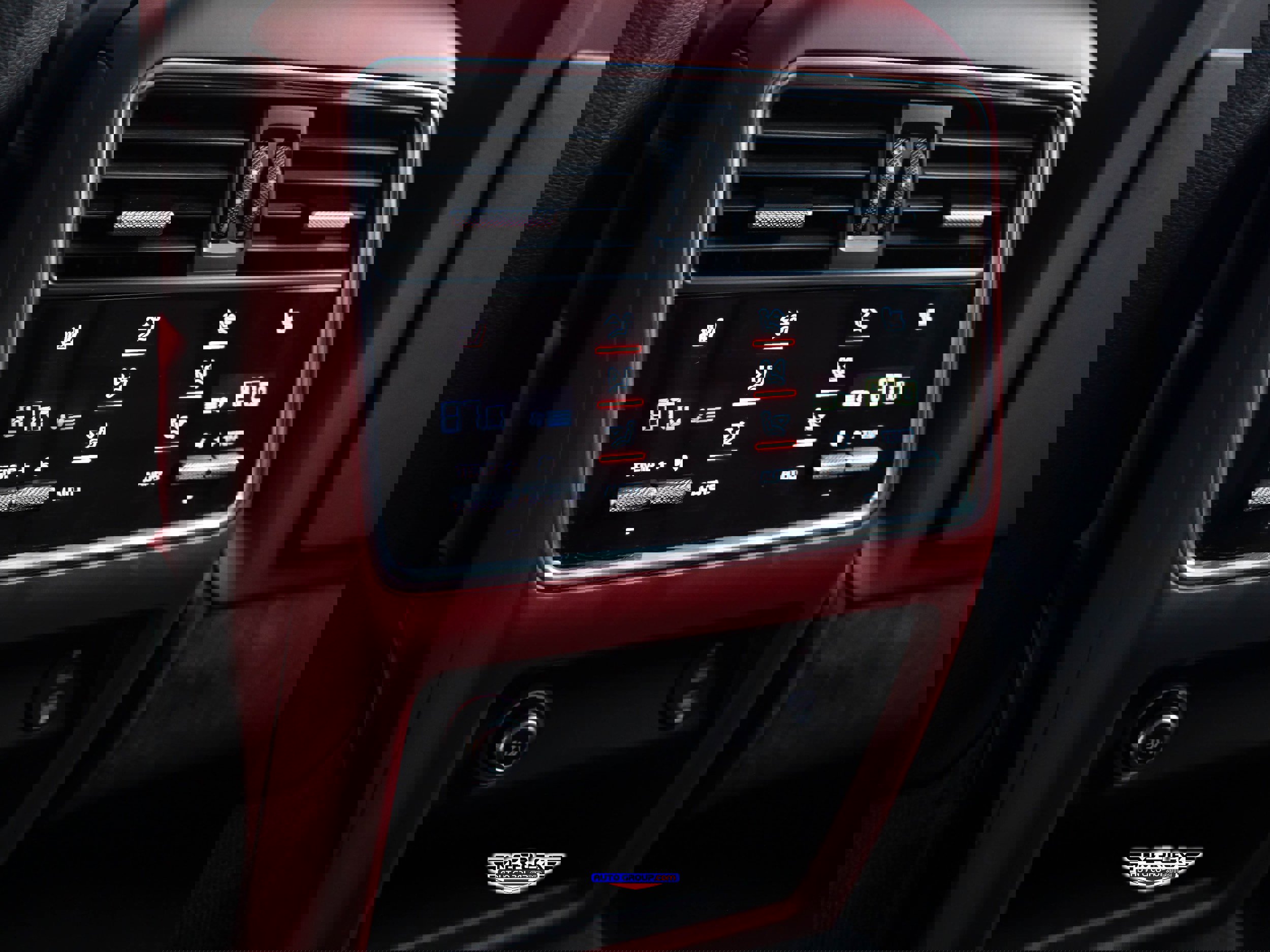 Used 2022 Porsche Cayenne Platinum Edition image 22