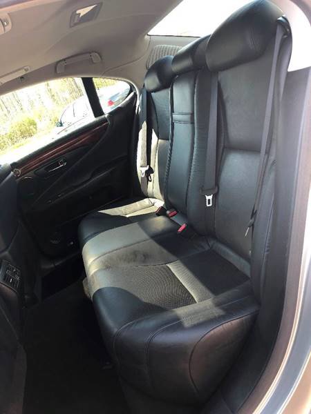 Used 2011 Lexus LS 460 AWD w/ Luxury Value Edition image 30