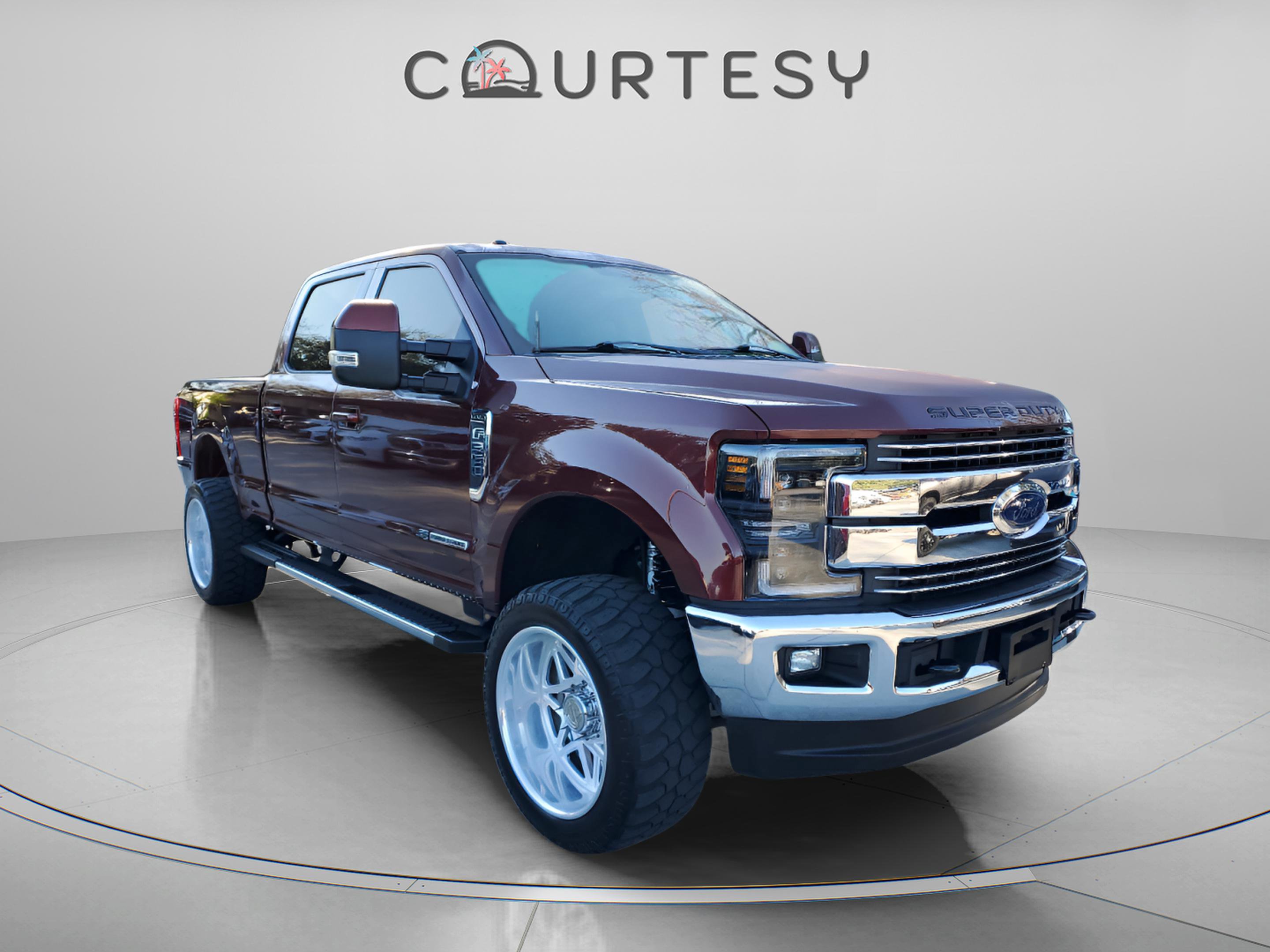 Used 2017 Ford F350 Lariat w/ Lariat Value Package image 5