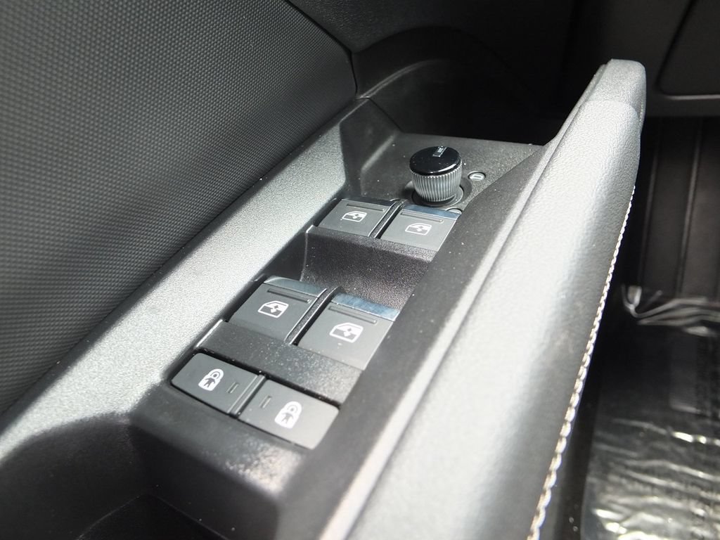 Used 2024 Audi Q4 e-tron Premium w/ Convenience Package AWD/4WD image 34