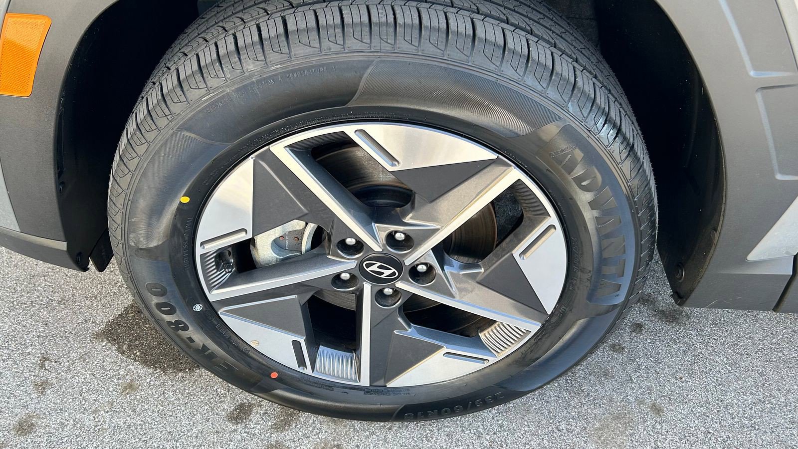 Used 2025 Hyundai Tucson SEL AWD/4WD image 8