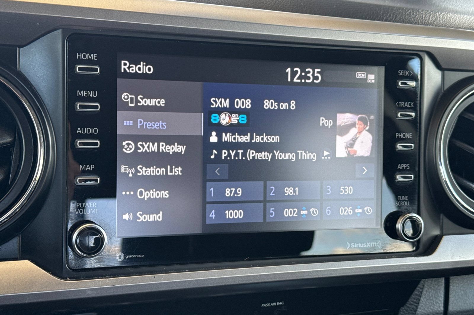 Used 2022 Toyota Tacoma SR5 RWD image 21