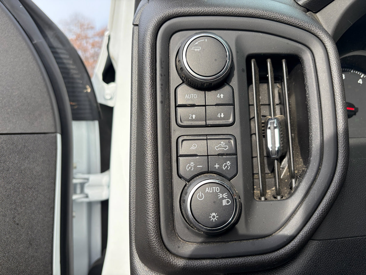 Used 2025 Chevrolet Silverado 3500 W/T w/ WT Convenience Package image 26