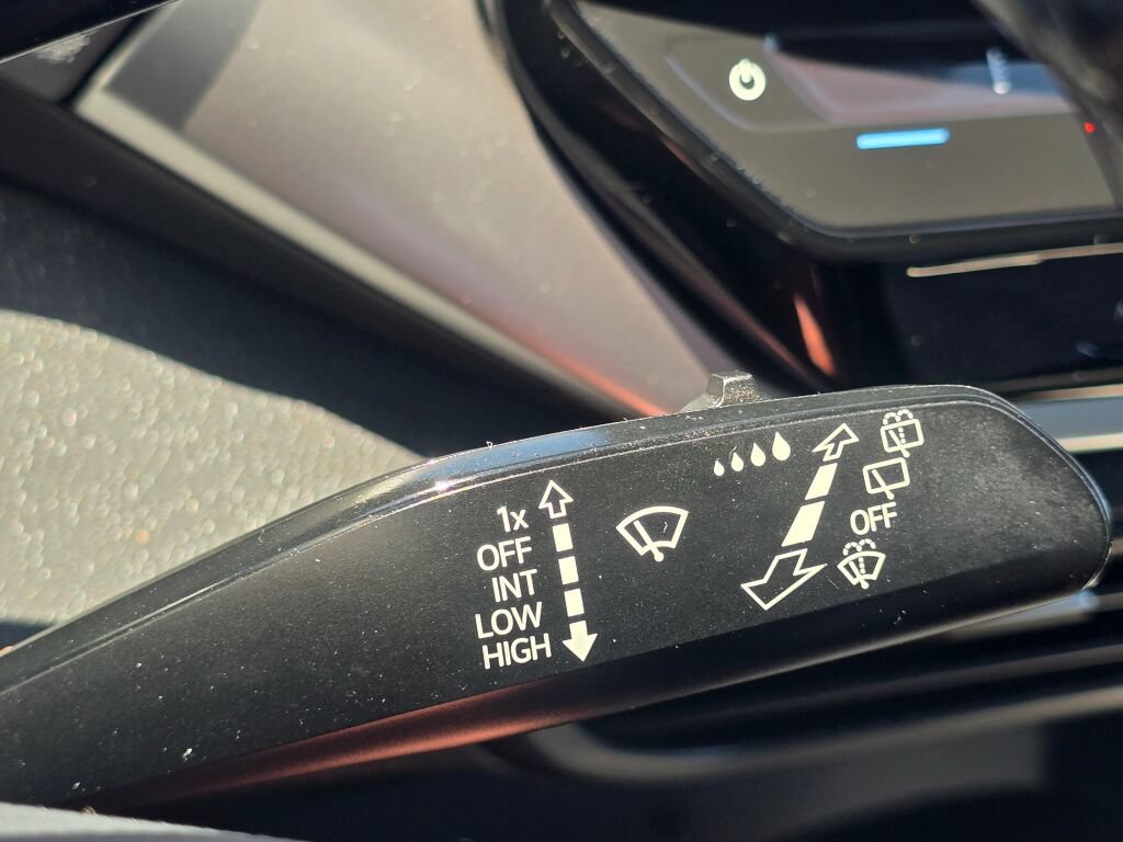 Used 2022 Volkswagen ID.4 Pro S RWD image 29