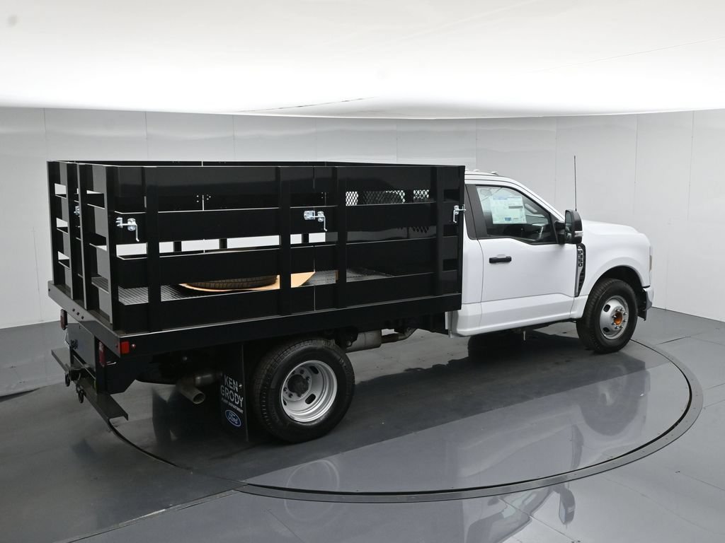 New 2026 Ford F350 XL w/ XL Chrome Package RWD image 34