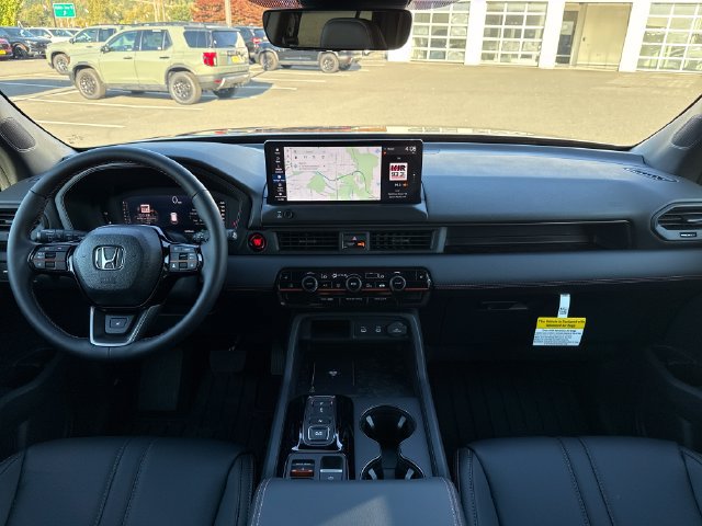 Used 2026 Honda Pilot TrailSport image 13