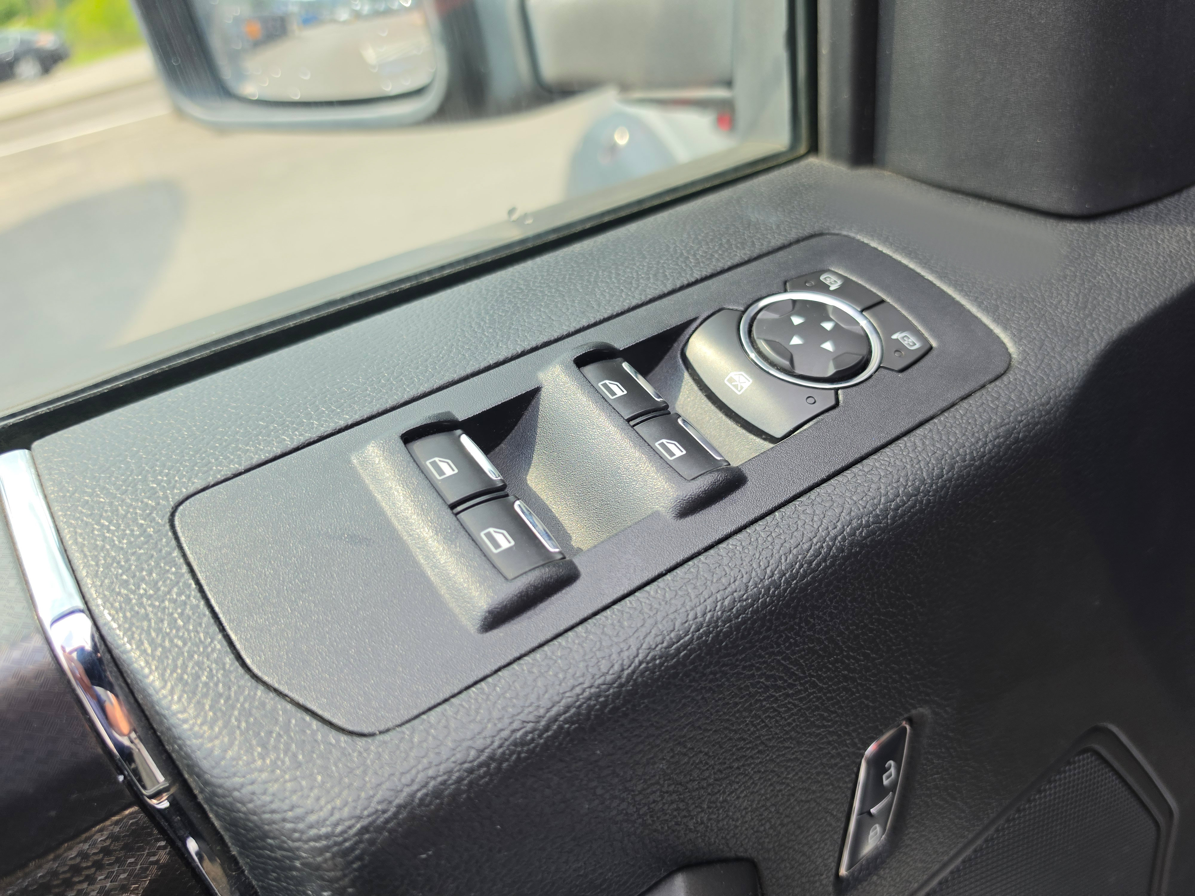 Used 2016 Ford F150 XLT w/ Equipment Group 302A Luxury AWD/4WD image 17
