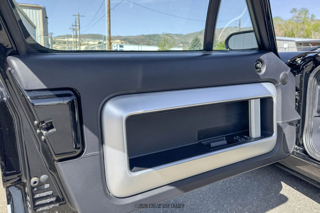 Used 2005 Ford GT RWD image 41