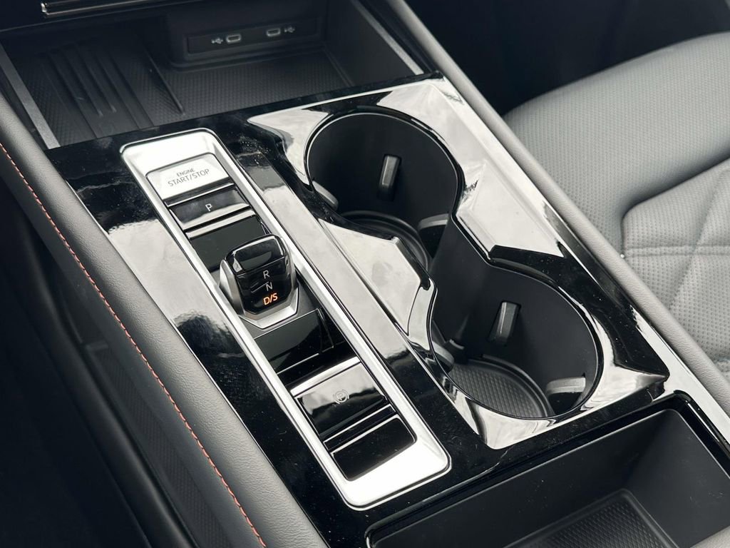 New 2026 Volkswagen Atlas Peak Edition AWD/4WD image 25