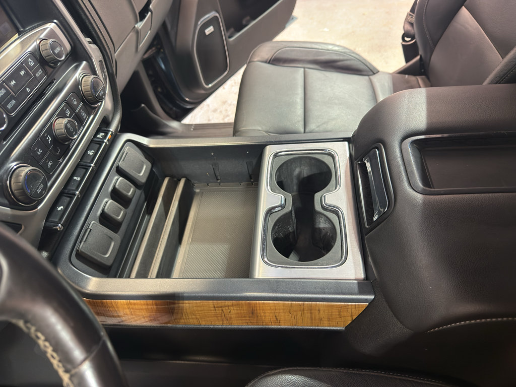 Used 2014 GMC Sierra 1500 SLT w/ SLT Crew Cab Value Package AWD/4WD image 20