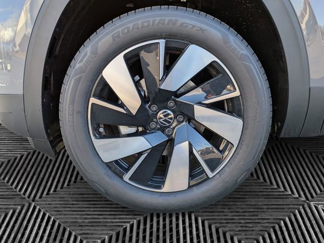 New 2026 Volkswagen Atlas Cross Sport SEL image 9