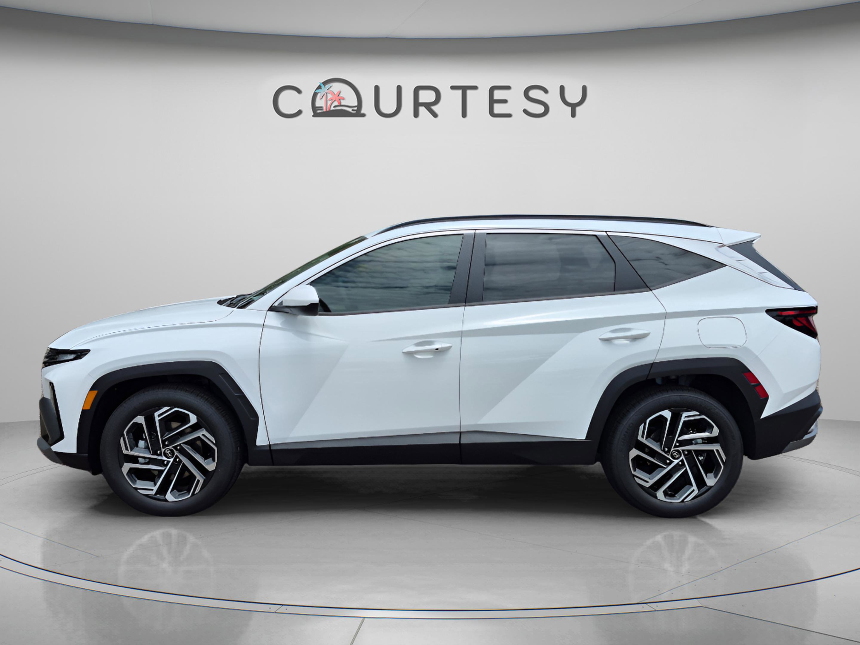 New 2026 Hyundai Tucson SEL Plus FWD image 2