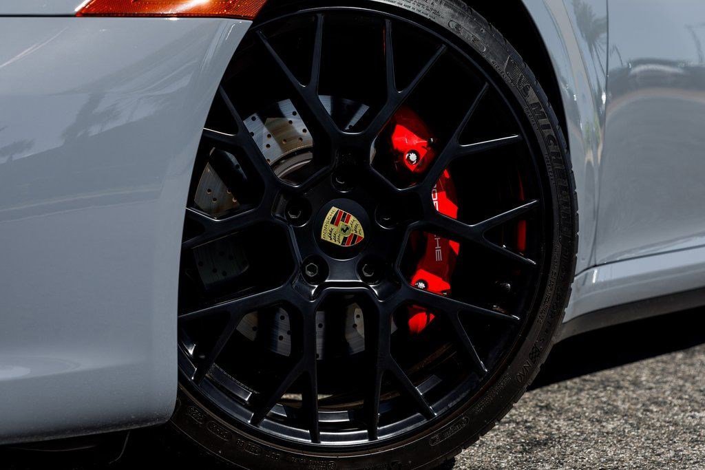 Used 2024 Porsche 911 Carrera S image 22