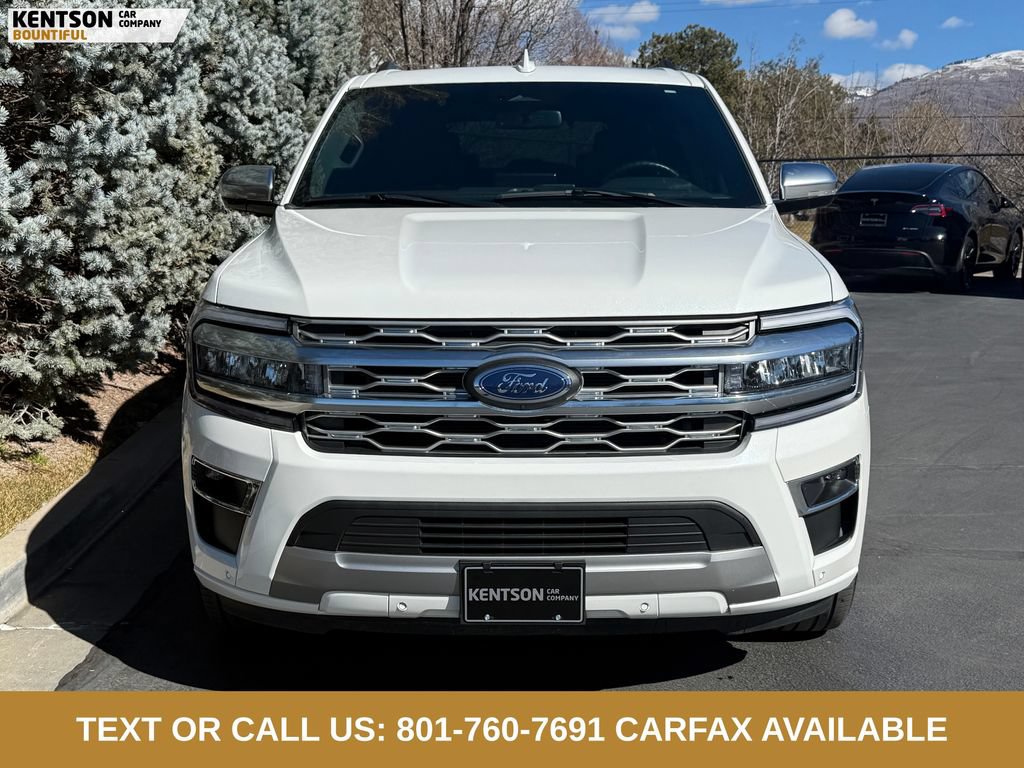 Used 2024 Ford Expedition Platinum AWD/4WD image 2