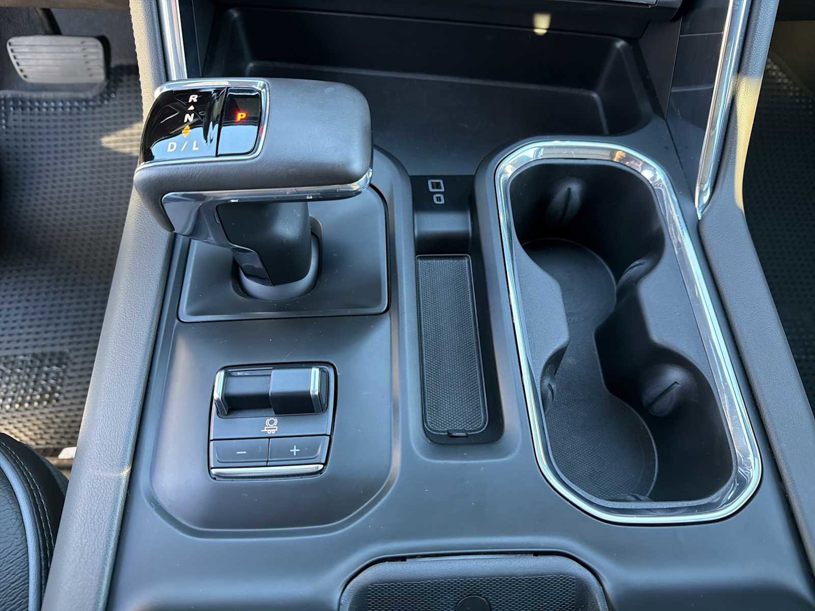 Used 2024 GMC Sierra 1500 Denali w/ Denali Reserve Package image 12