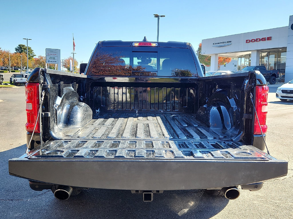 Used 2025 RAM 1500 Big Horn AWD/4WD image 28