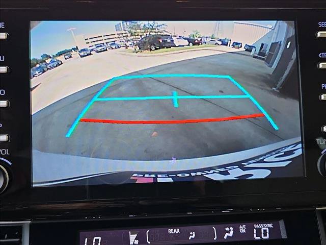 Used 2021 Toyota Sienna XLE FWD image 13