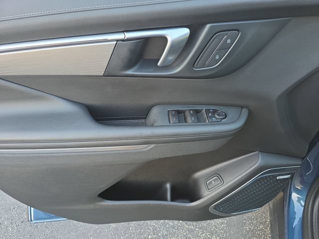 Certified 2025 Buick Enclave Preferred FWD image 13