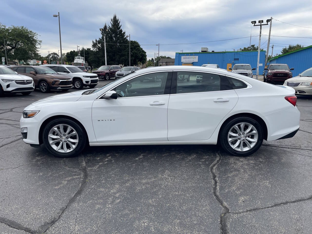 Used 2024 Chevrolet Malibu LT FWD image 8