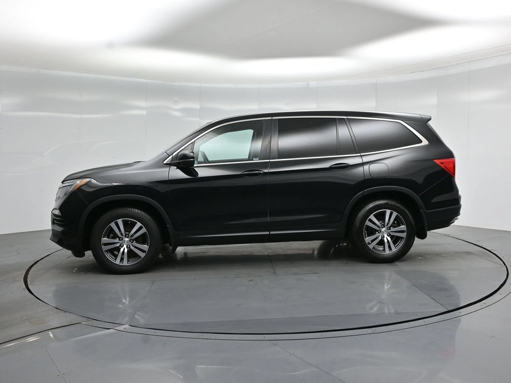 Used 2017 Honda Pilot EX image 25