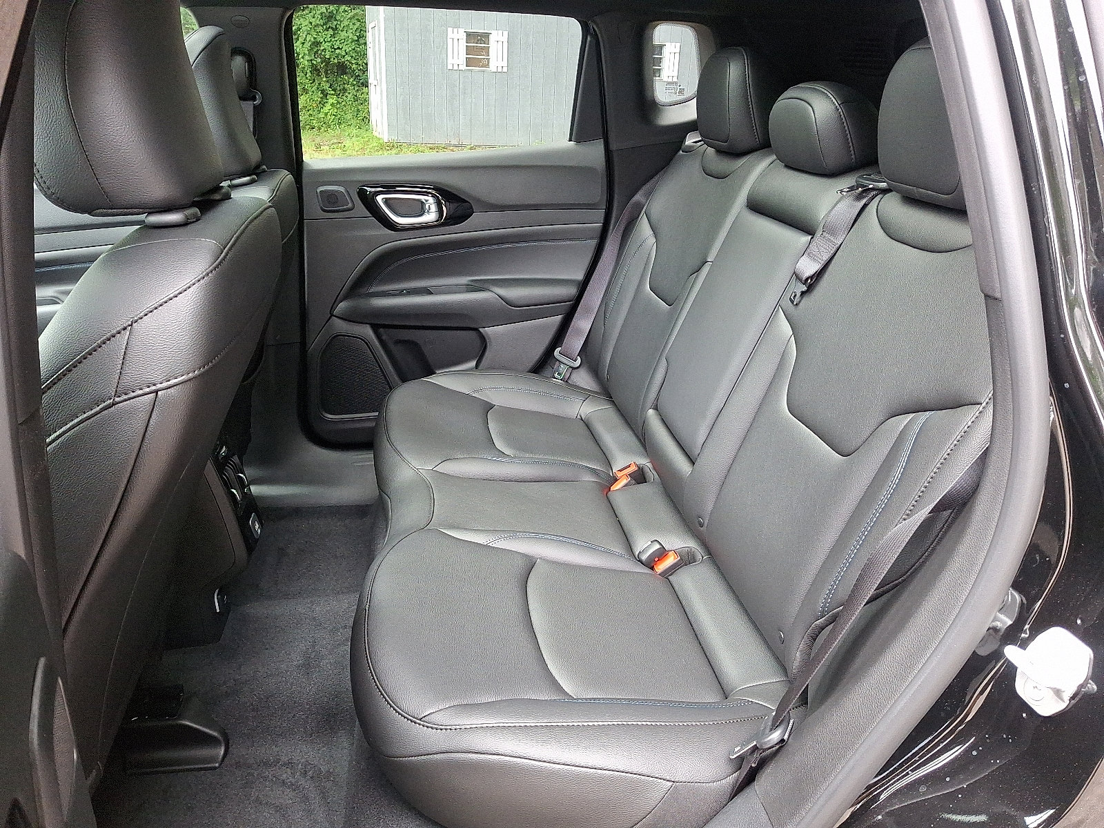 New 2025 Jeep Compass Limited w/ Sun & Sound Group image 6