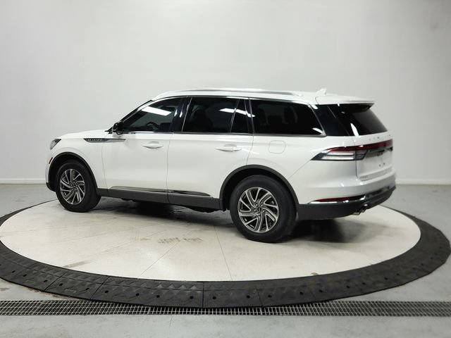 Used 2023 Lincoln Aviator AWD image 6