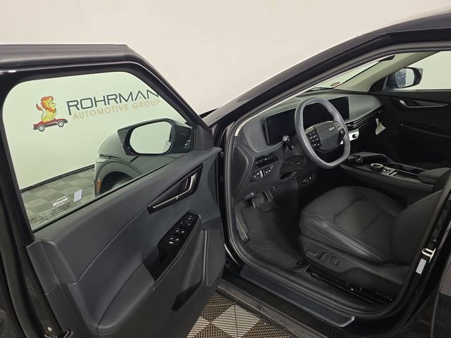 New 2025 Kia EV6 Light w/ Light LR Technology Package AWD/4WD image 19