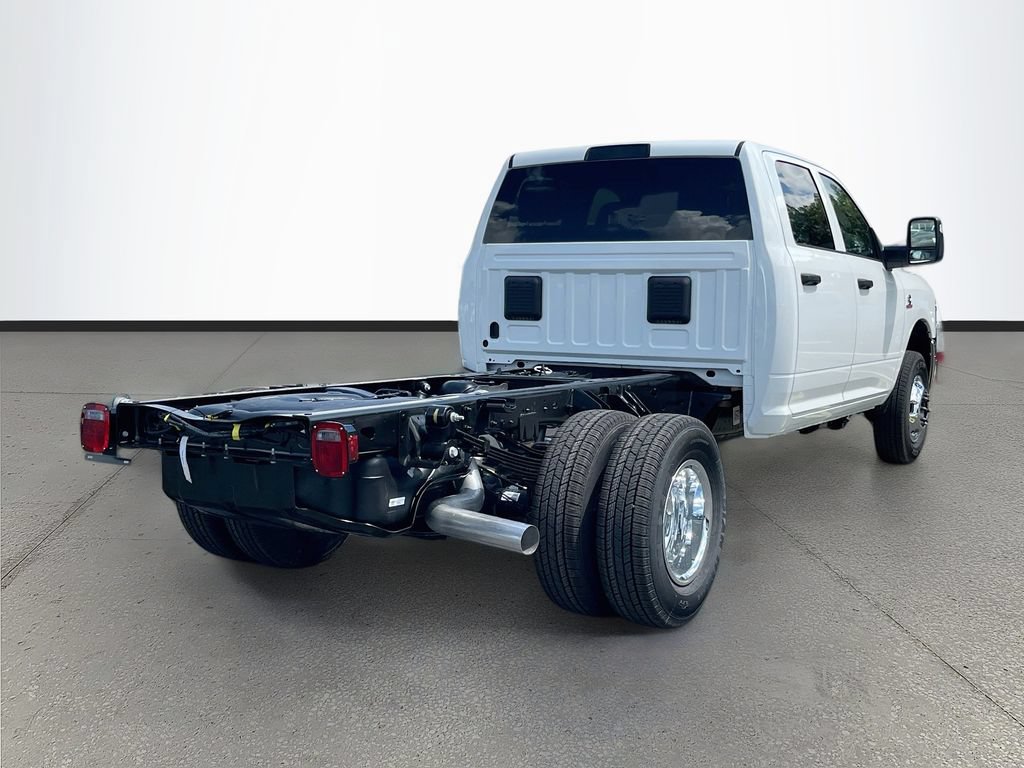 New 2026 RAM 3500 Tradesman w/ Chrome Appearance Group A AWD/4WD image 7