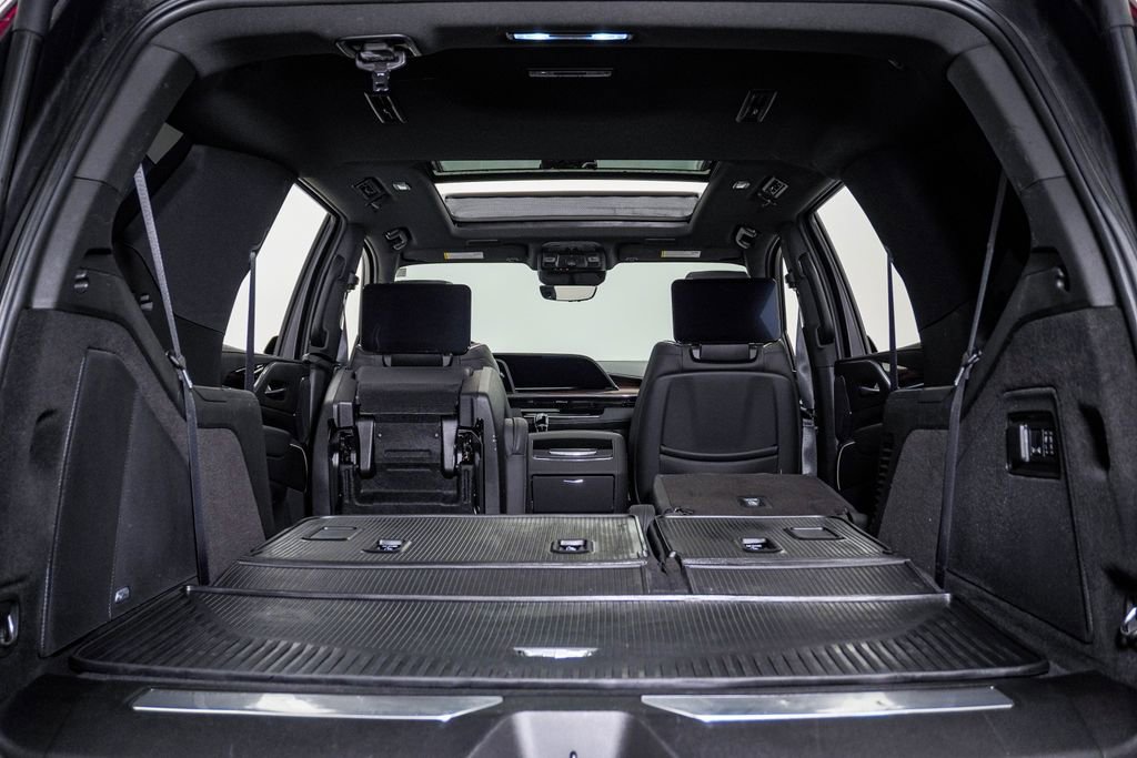 Used 2024 Cadillac Escalade Premium Luxury w/ Performance Package AWD/4WD image 34