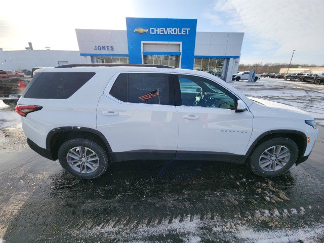 Used 2023 Chevrolet Traverse LT w/ LPO, Floor Liner Package image 6