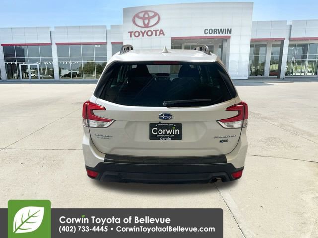 Used 2023 Subaru Forester Premium image 7