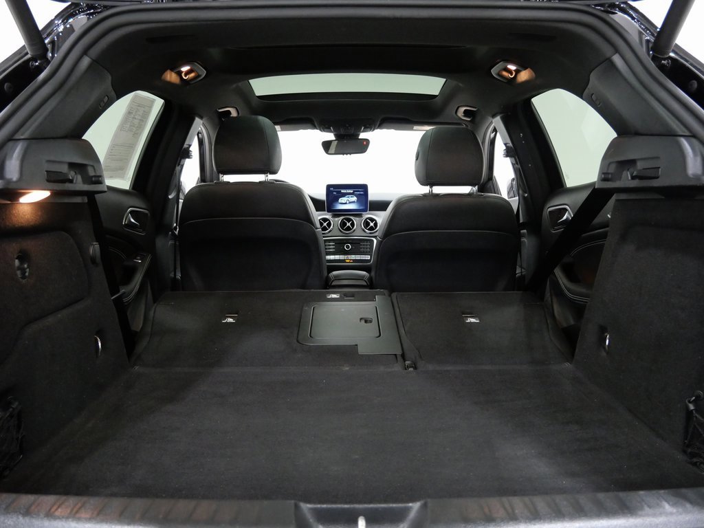 Used 2019 Mercedes-Benz GLA 250 4MATIC image 29