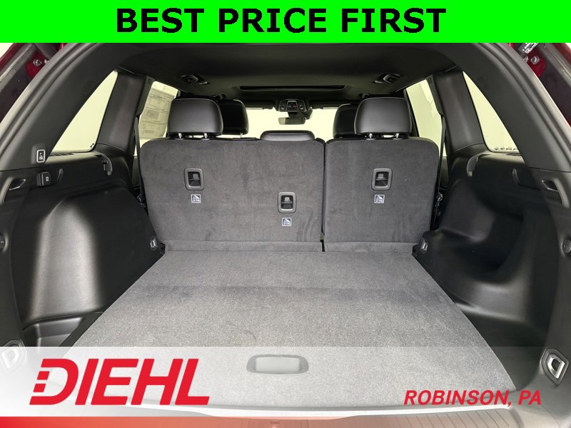 New 2025 Jeep Grand Cherokee Altitude image 9