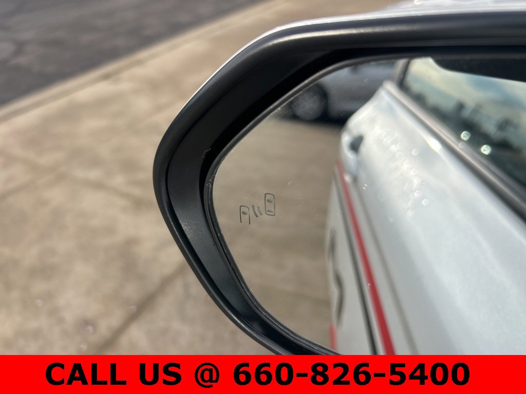 Used 2025 Toyota Camry XSE image 13