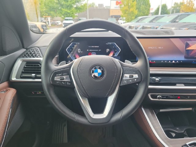 Used 2024 BMW X5 sDrive40i w/ Parking Assistance Package RWD image 10