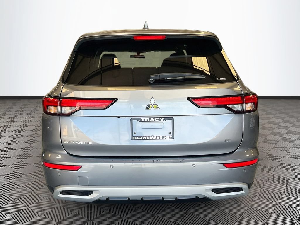 Used 2024 Mitsubishi Outlander SE AWD/4WD image 6