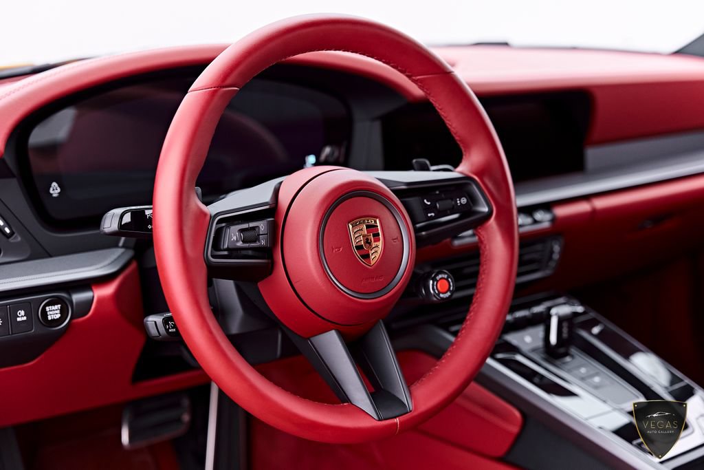 Used 2025 Porsche 911 Carrera RWD image 48