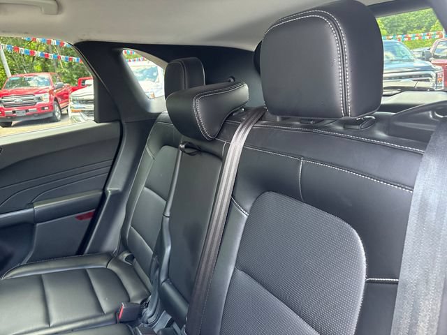 Used 2025 Ford Escape Platinum AWD/4WD image 20