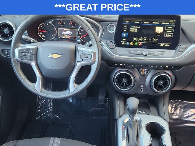 Used 2024 Chevrolet Blazer LT w/ Convenience Package FWD image 27