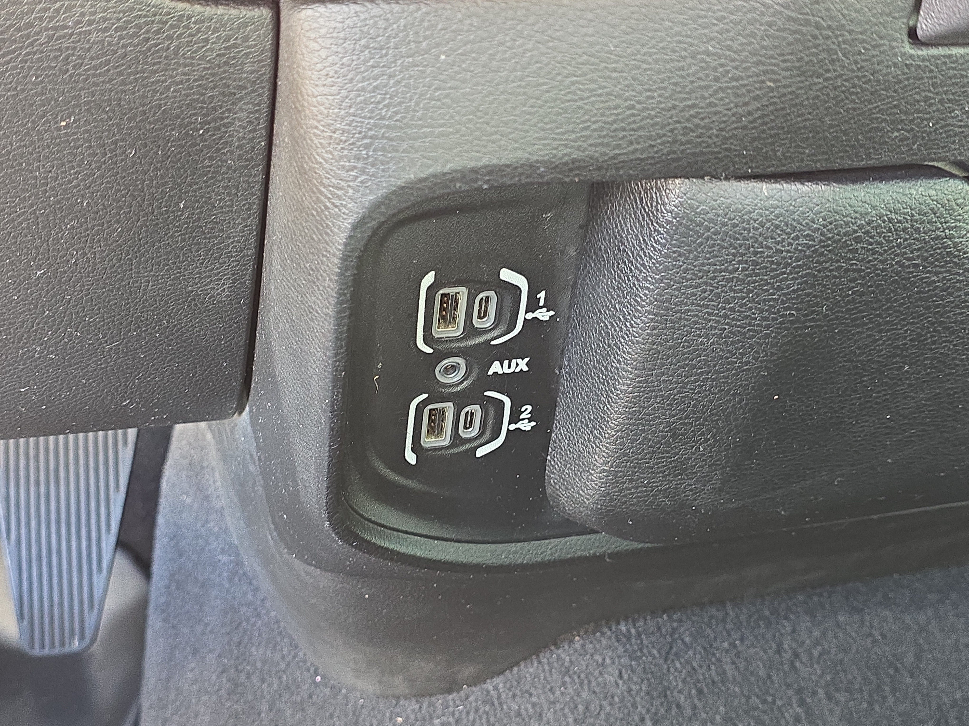 Used 2022 RAM 2500 Big Horn AWD/4WD image 25