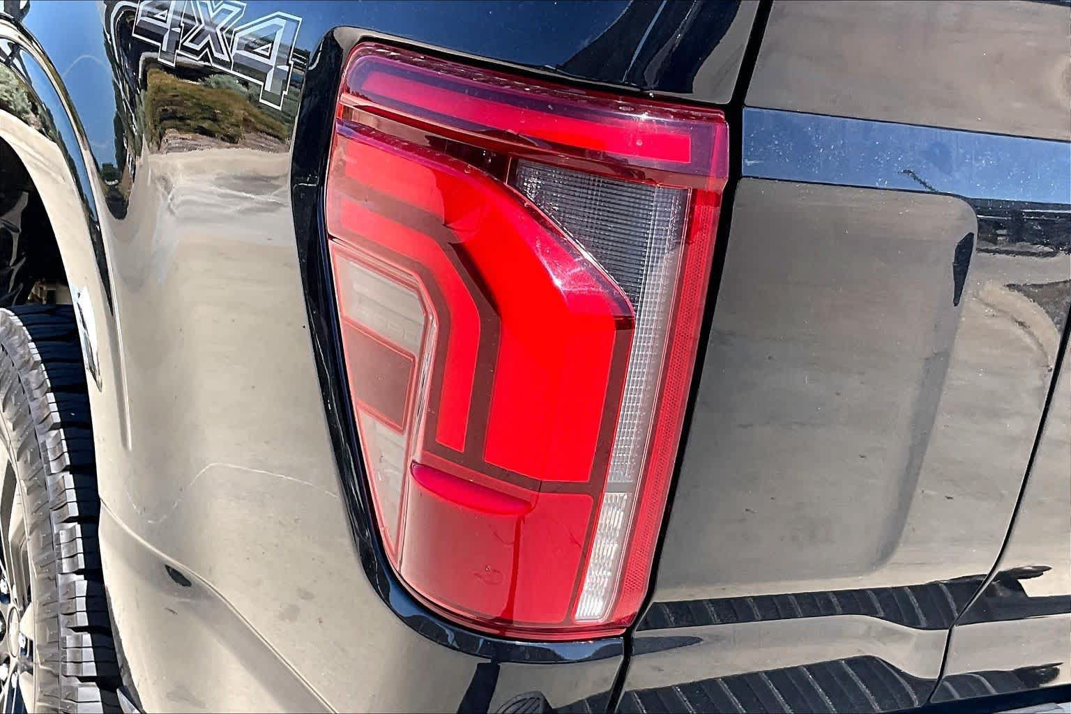 Used 2024 Ford F150 Lariat w/ Bed Utility Package AWD/4WD image 28