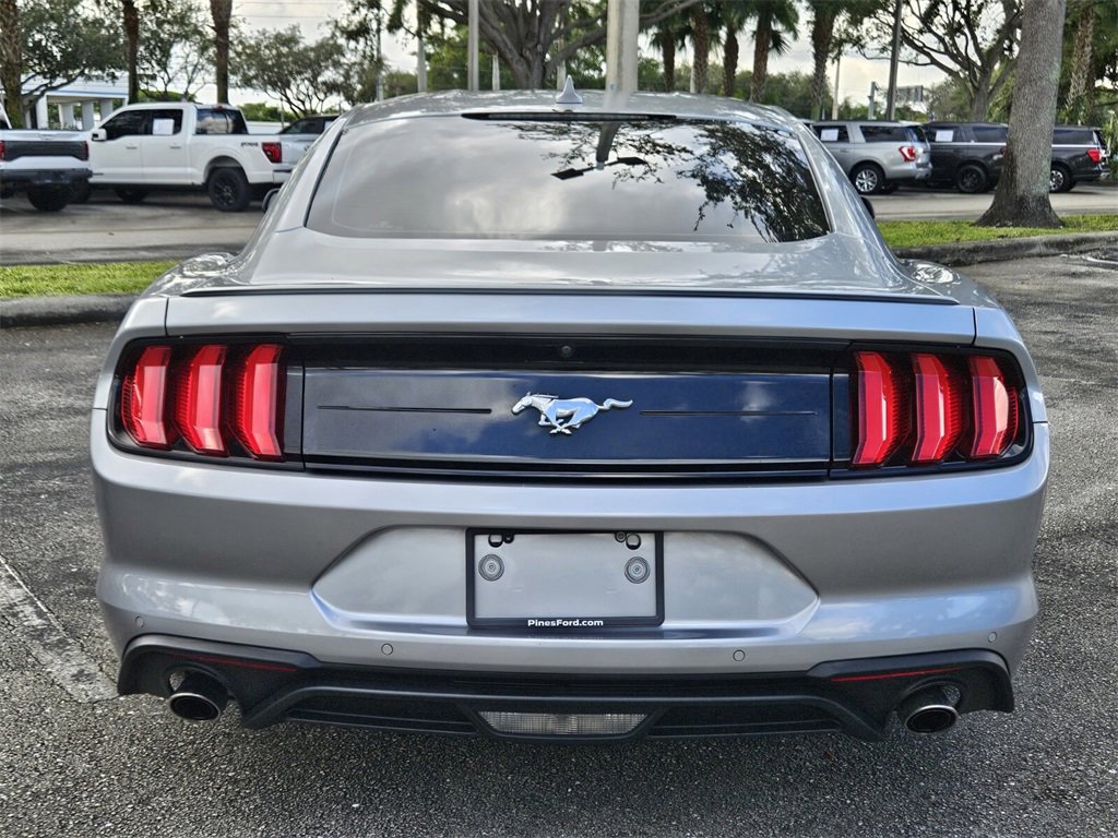 Used 2023 Ford Mustang Premium image 6