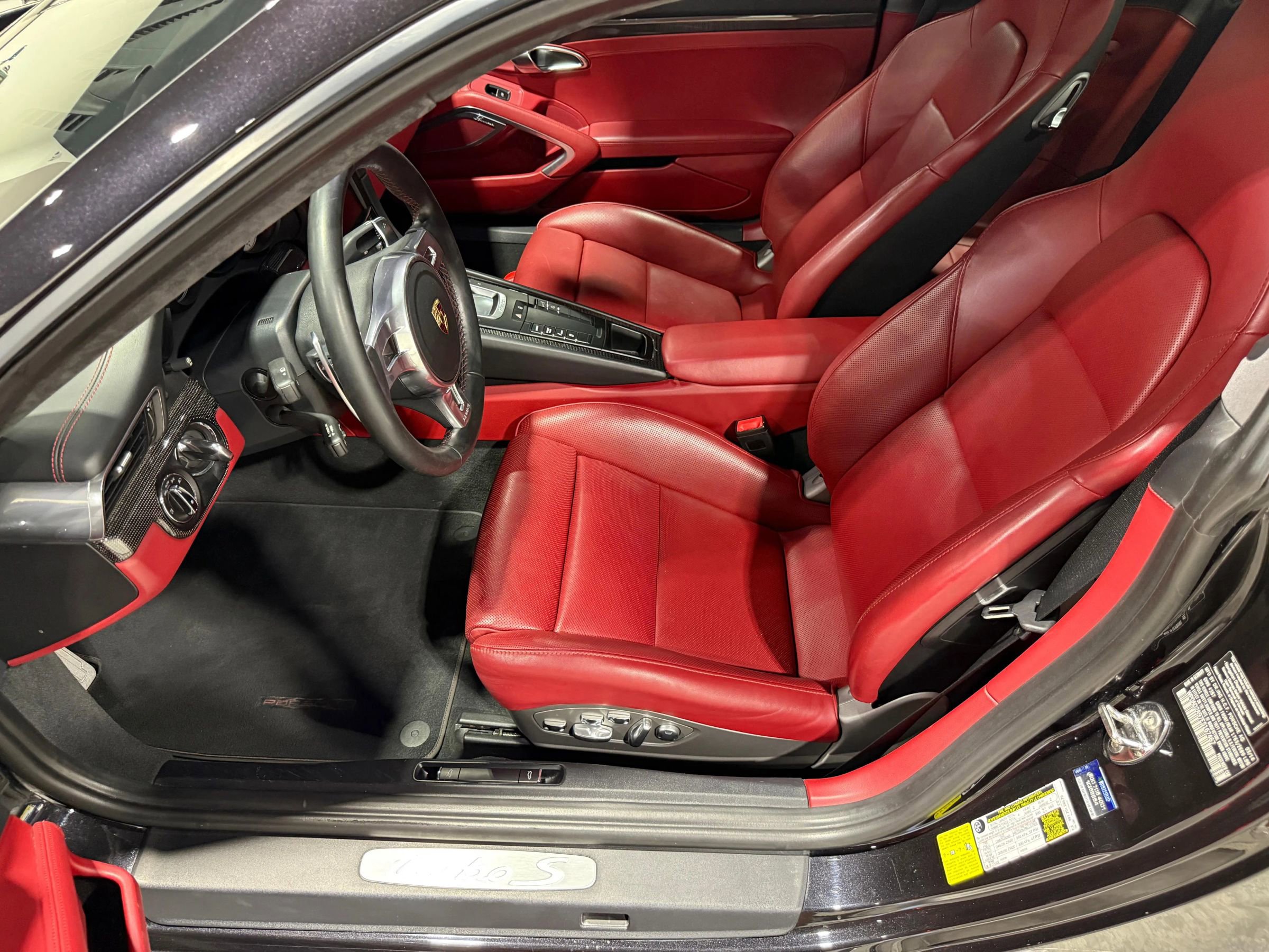 Used 2014 Porsche 911 Turbo S AWD/4WD image 52