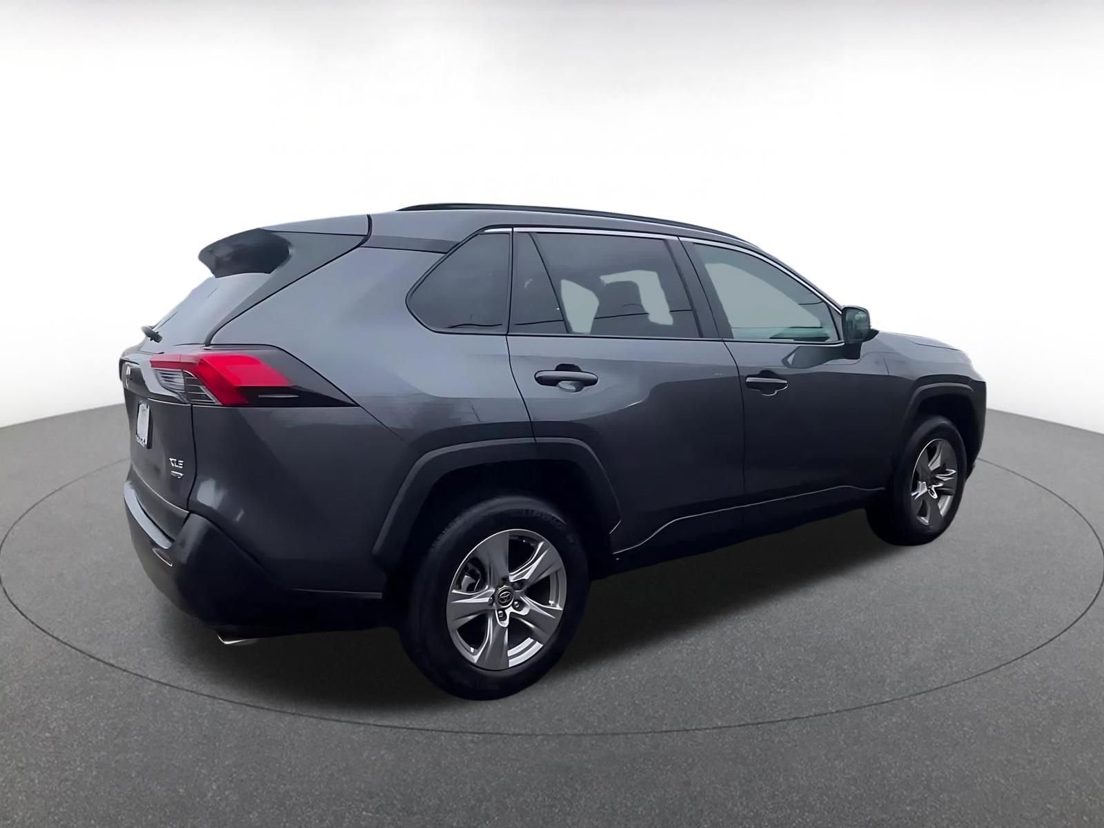 Used 2025 Toyota RAV4 XLE w/ Convenience Package image 14