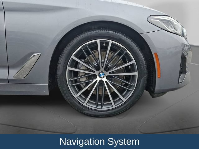 Used 2023 BMW 530i w/ Premium Package RWD image 10