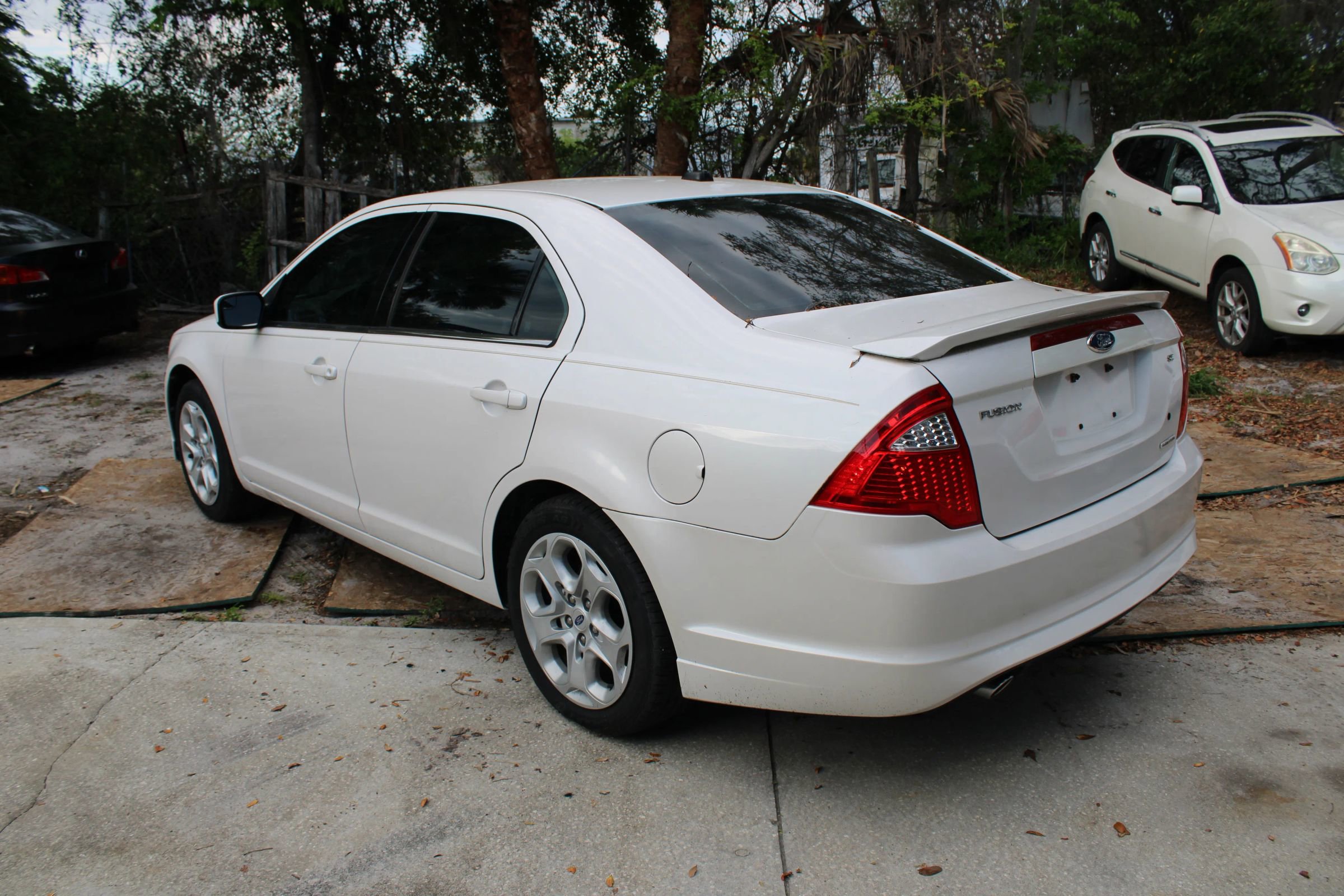 Used 2011 Ford Fusion SE w/ 202A Rapid Spec Order Code FWD image 3